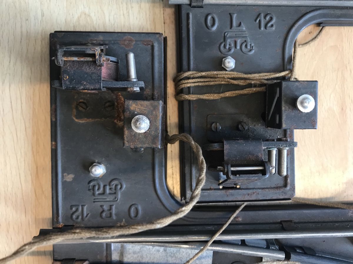 Märklin Modellini di ferrovie: Märklin Spur 0, 12er Weichen elektrisch, OVP  – Usato da Zürich venduto da Kiron 4