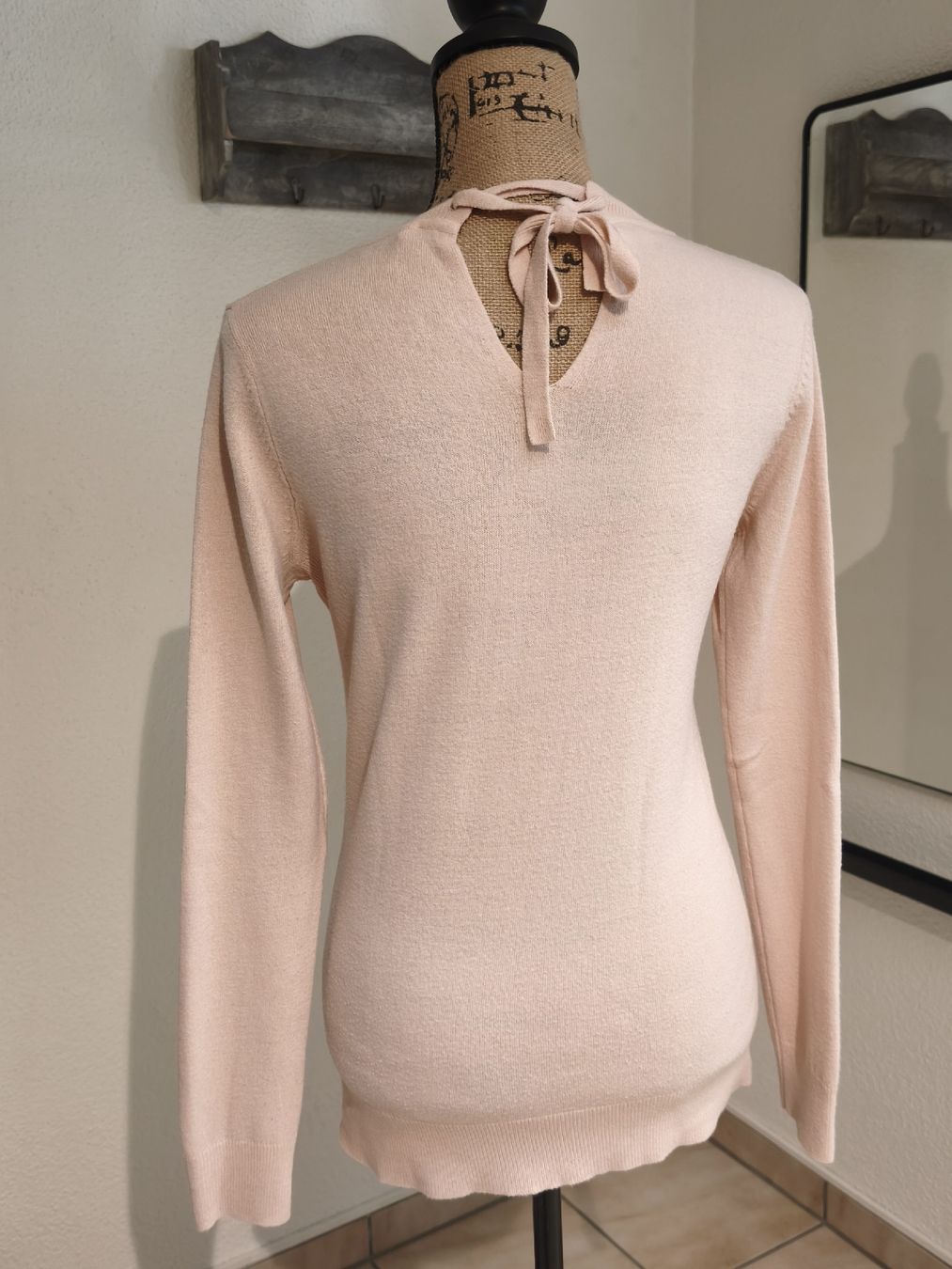 Dorothy Perkins Maglioni & Felpe: Pullover rosa Grösse 38 mit Schleife – Usato da Emmetten venduto da SecondhandSiska 2