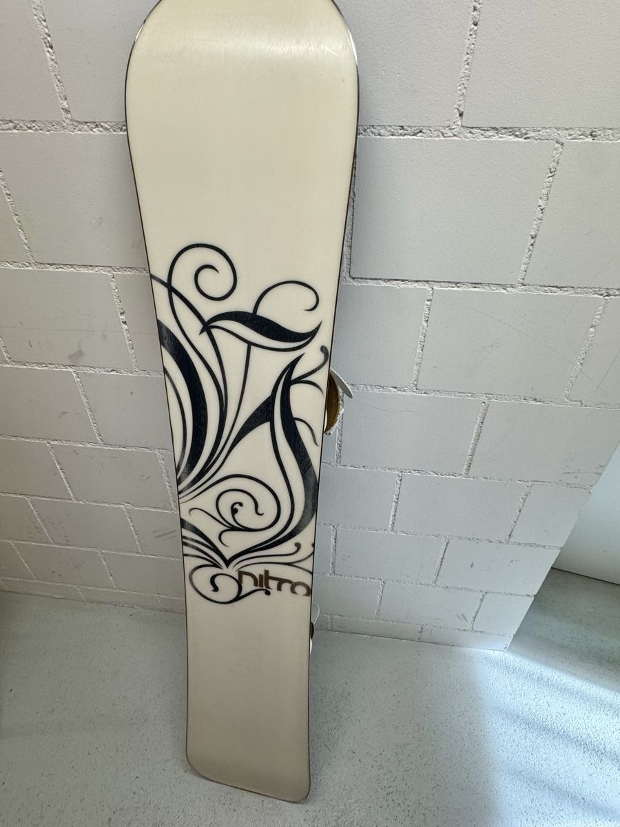 Boards: Nitro Snowboard, 152cm mit Bindung – Gebraucht aus Steffisburg von mina-pam 1