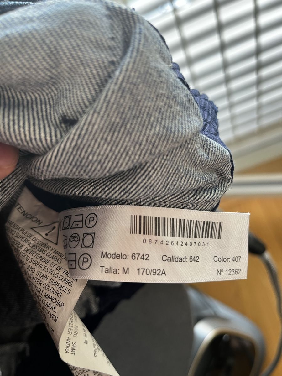 Massimo Dutti Vestes: Massimo Dutti Jeans Jacket Size M  – D'occasion à Wallisellen par emi_vm2k 2