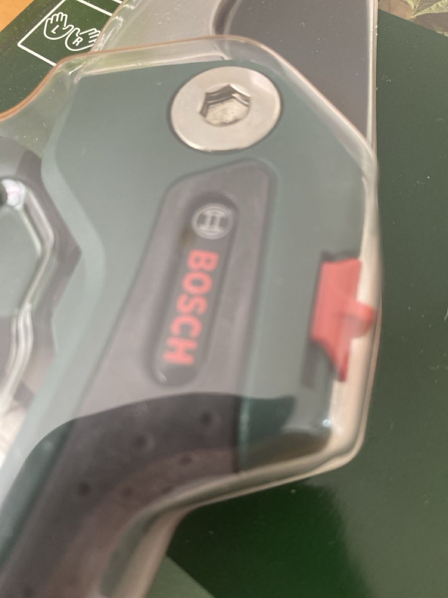 Bosch Alle Werkzeuge: BOSCH Gartenschere neu in Originalverpackung – Neu und originalverpackt aus Effretikon von Kiri013 2
