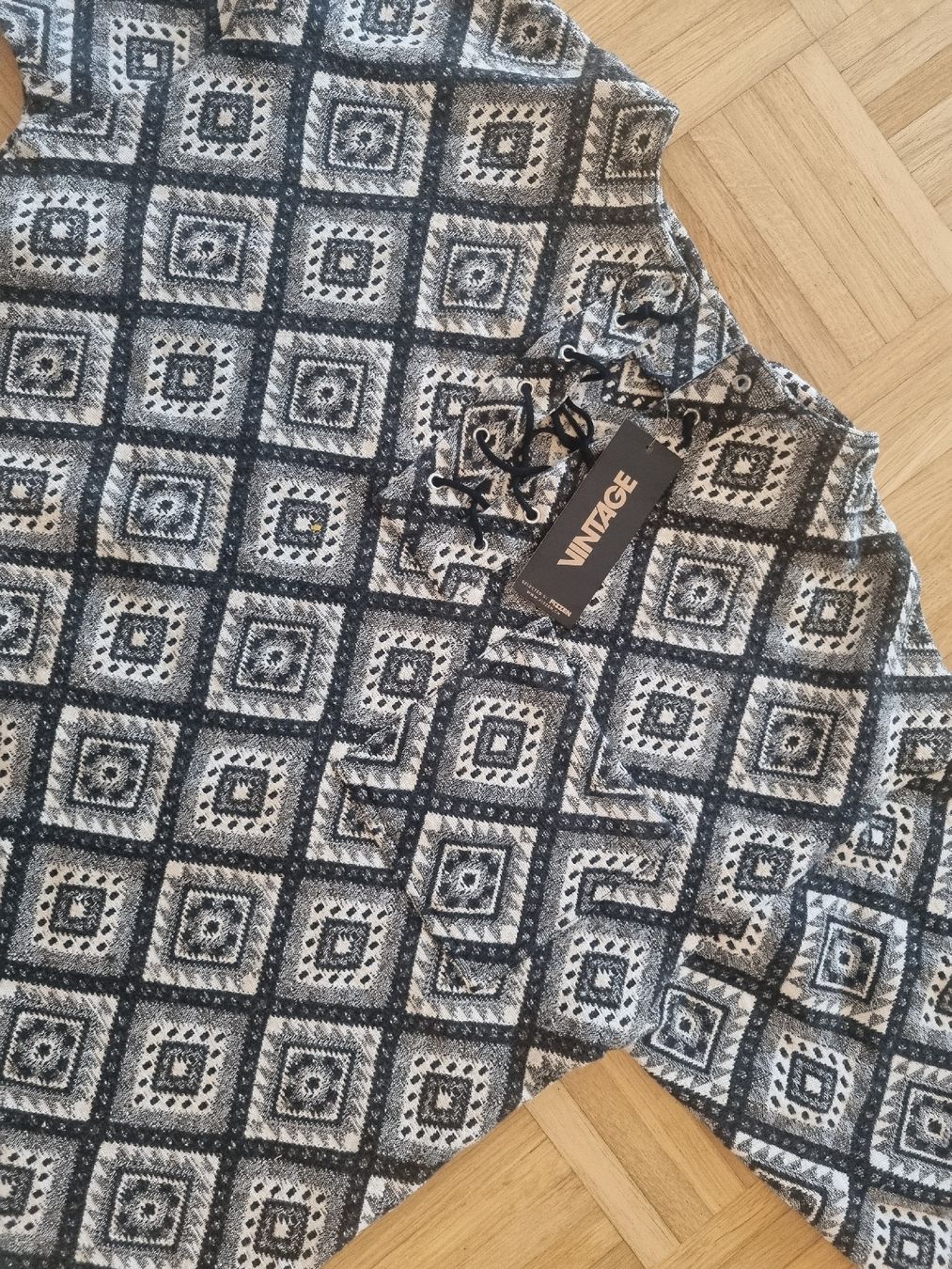 Pullover & Sweatshirts: Vintage Herrenpullover mit Muster, neuwertig & ungetragen – Neu und originalverpackt aus Thalwil von Tigerlily1992 1