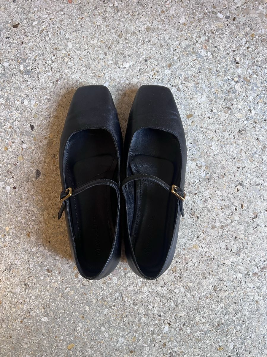 Massimo Dutti Scarpe da donna: Ballerine en cuir Massimo Dutti – Usato da Delémont venduto da Zadol
