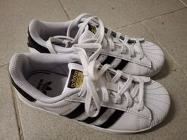 Adidas Superstar Kinder Schuhe, Grösse 34, Top Zustand!