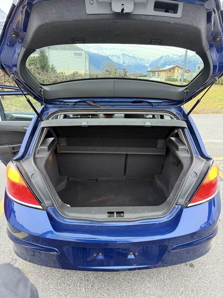 Opel Autos: Opel Astra – Gebraucht aus Sion von inf_hh5q 8