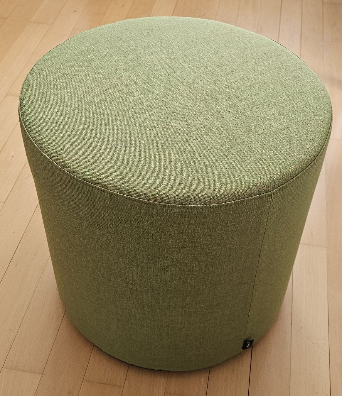 Vitra Sgabelli: 2 Vitra Visiona Hocker Variante 16 rund grün – Usato da Basel venduto da Allerlei-Basel 1