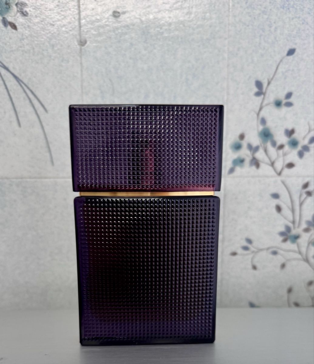 Parfum & Eau de Toilette: Elizabeth & James Nirvana Amethyst 50ml – Gebraucht aus Emmenbrücke von ThomiE01