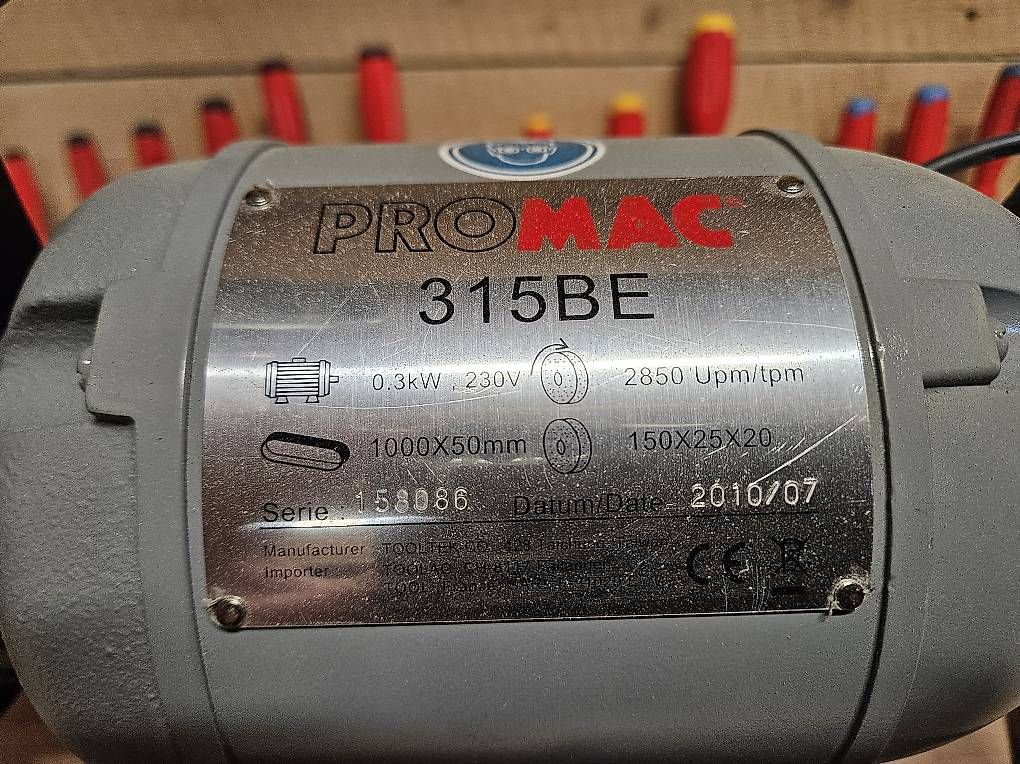 Aiguiseuses & polisseuses: Bandschleifmaschine – D'occasion à Belp par clio96