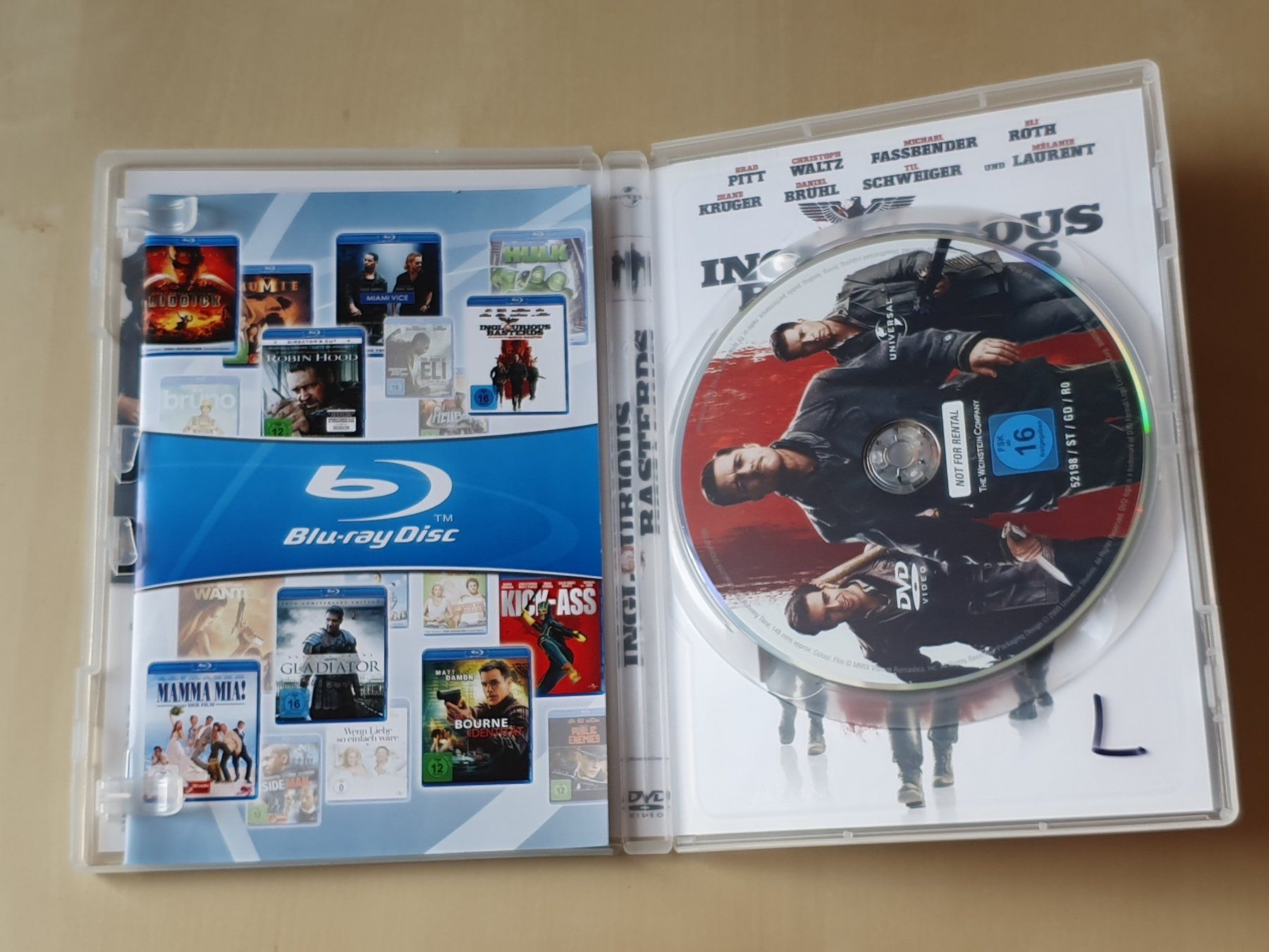 Tutti i DVDs: Inglourious Basterds – Usato da Stansstad venduto da collectorsshop 2