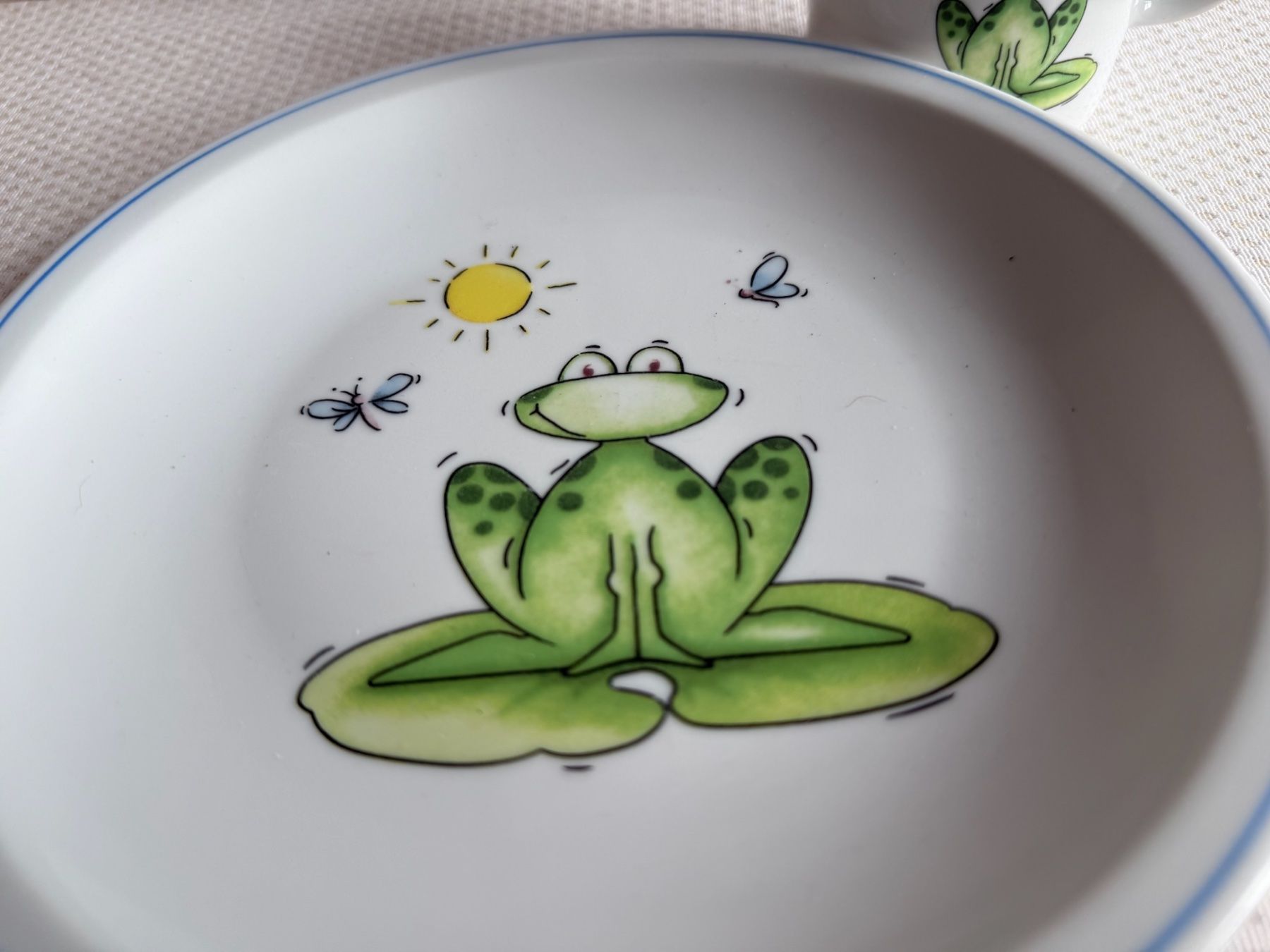 Piatti: Triptis - assiette et tasse pour enfant – Usato da Sion venduto da accroshoes 1