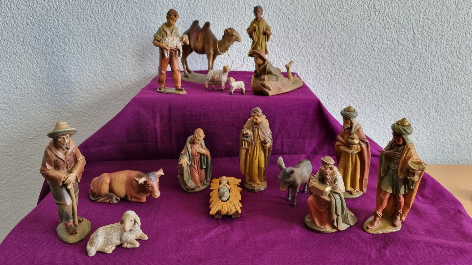 Figuren: Hochwertige Tiroler Krippenfiguren – Gebraucht aus Steinach von silberfuchs13579 9