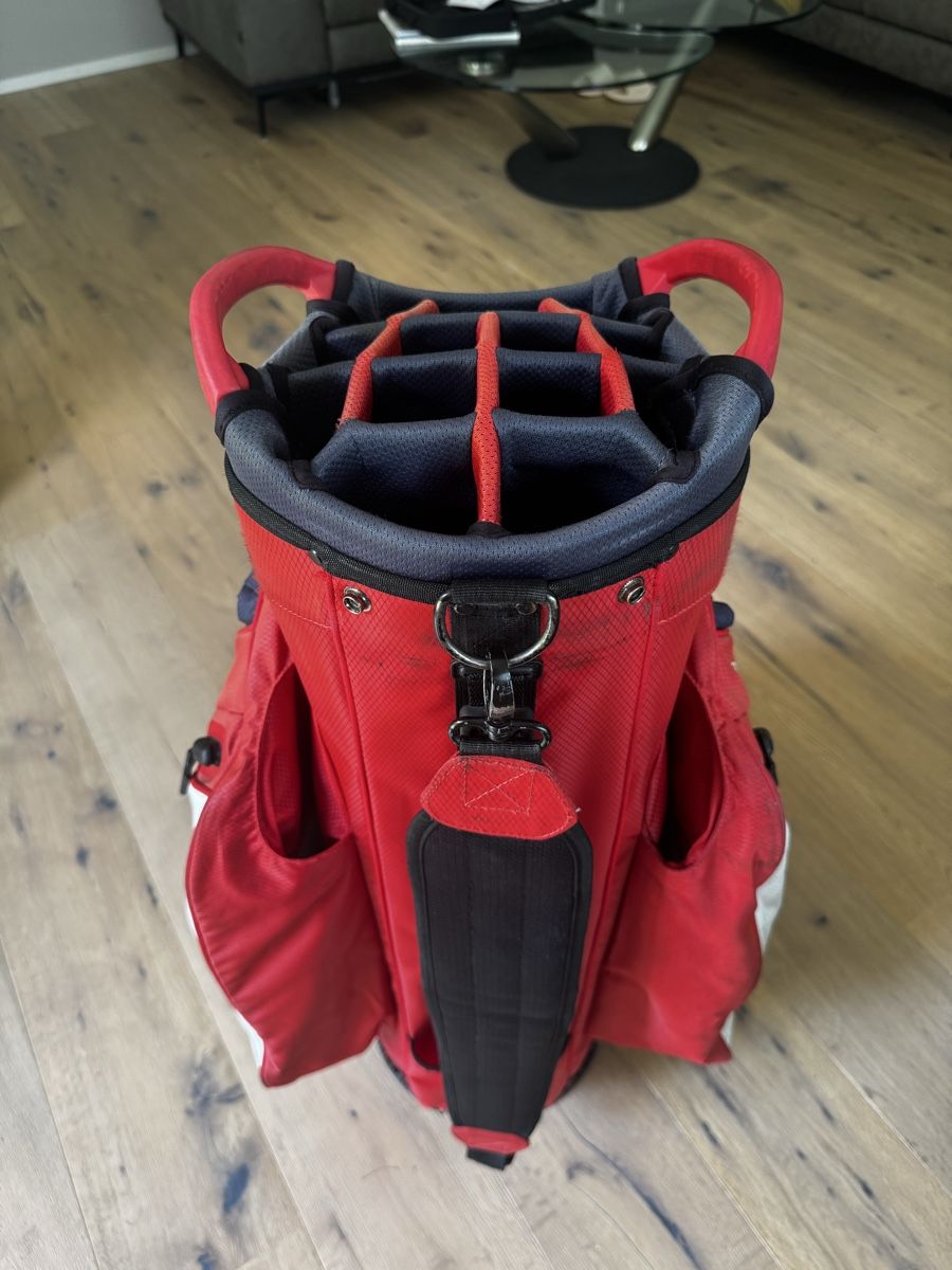 Titleist Sacs: Title: Titleist StaDry Golftrolleybag – D'occasion à Luzern par Mariastella 3