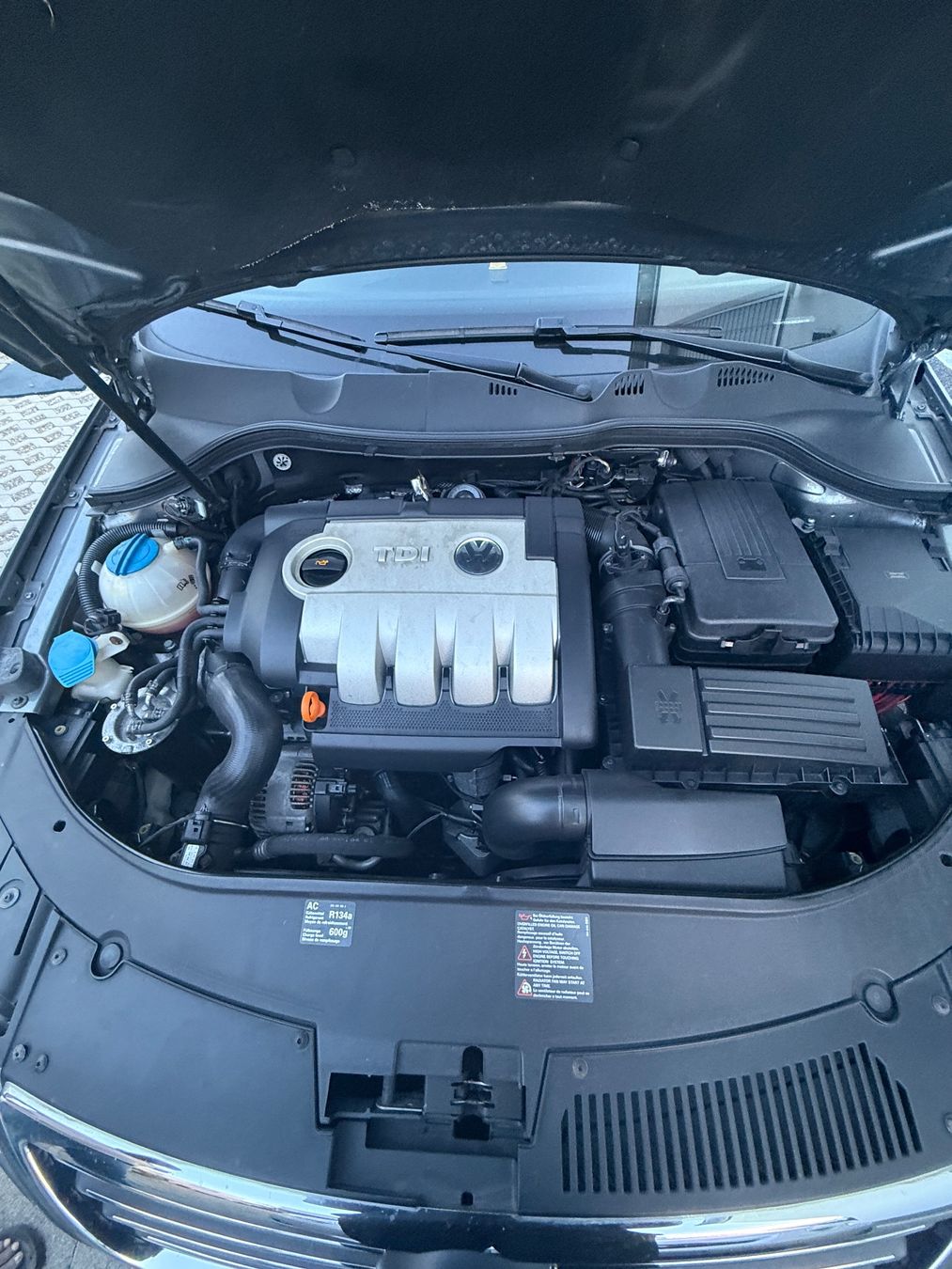 VW Automobili: VW Passat Variant 2.0 TDI DSG | Leder | MFK | Klima | – Usato da Buchs ZH venduto da VithusanR 4