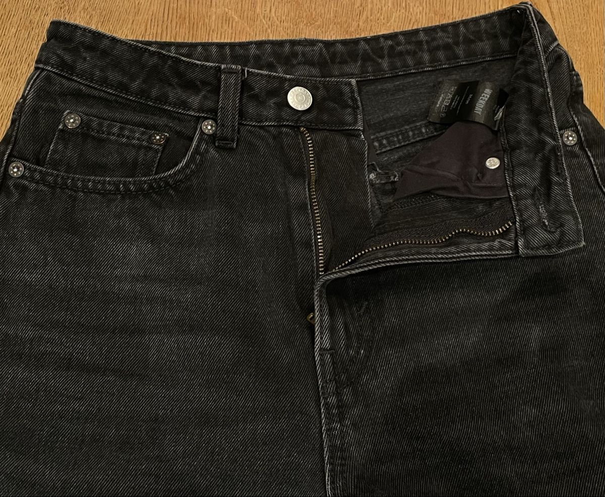 Weekday Jeans: Weekday straight leg jeans – Nuovo (secondo la descrizione) da Galgenen venduto da Sotili 1