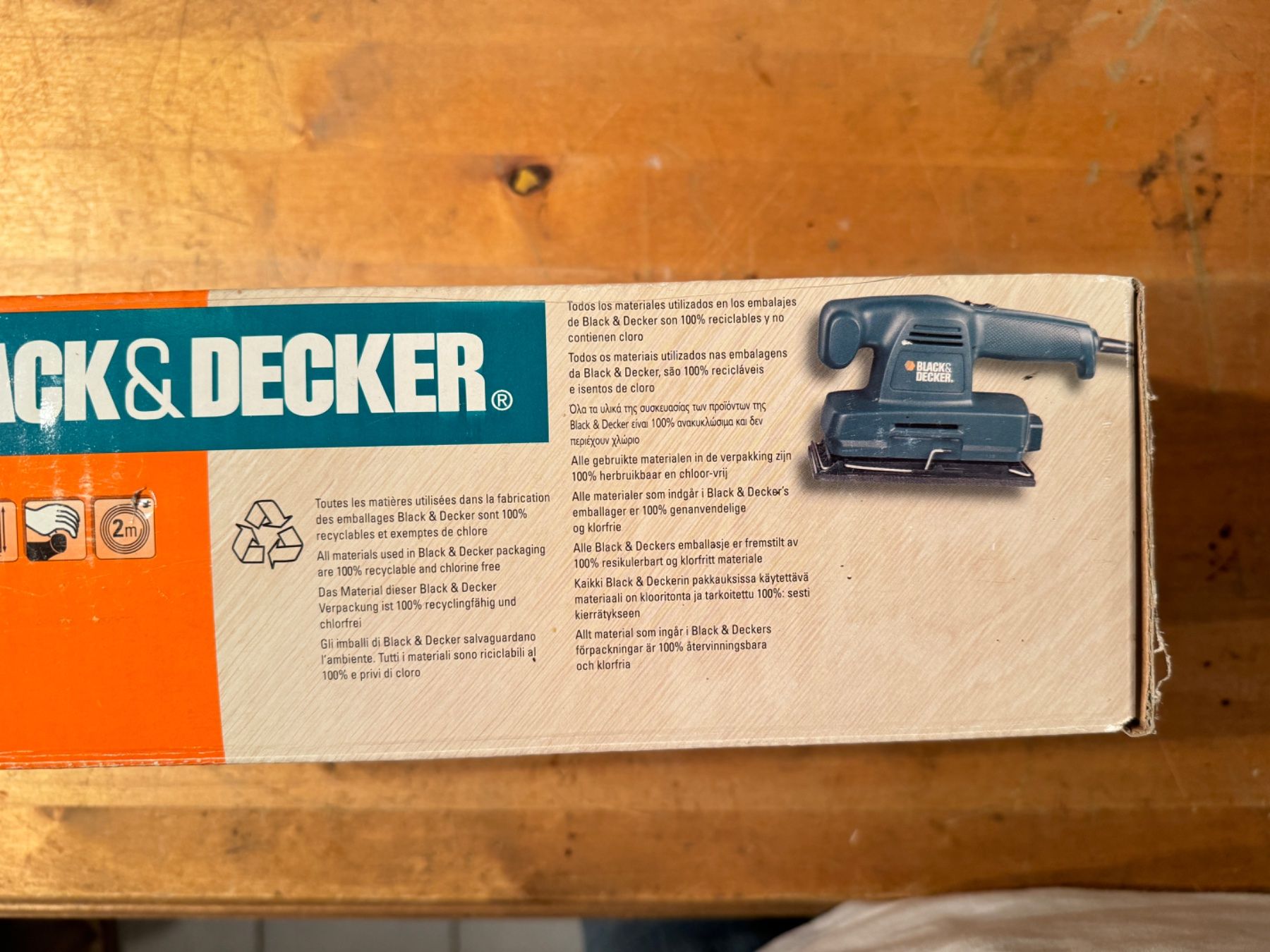 Schleifen & Polieren: Black & Decker Schwingschleifer Schleifmaschine – Gebraucht aus Humlikon von  3