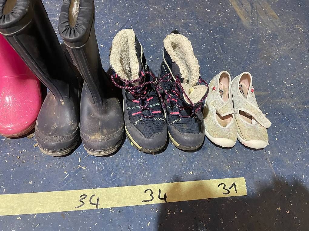 Scarpe per ragazzi: Kinderstiefel und Schuhe – Usato da Belp venduto da machrismo24 2