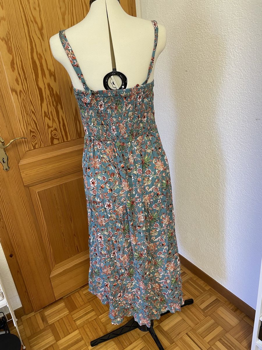 Vestiti: Sommerkleid Gr. M, geblümt, blau – Usato da Dittingen venduto da nje_9nlt 3