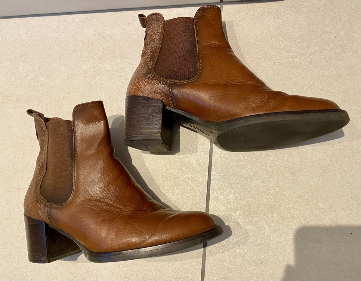 Scarpe da donna: Stiefeletten Hispanitas – Usato da Eglisau venduto da Lara0 2
