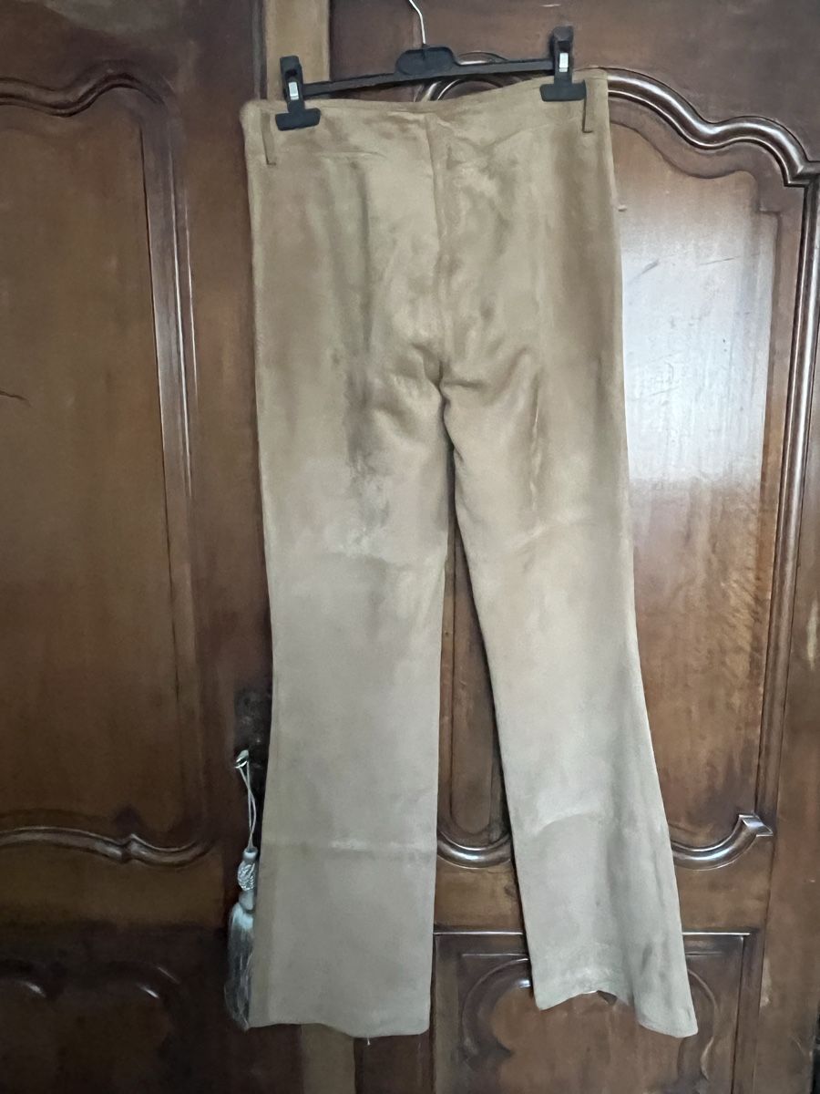 Hosen: Pantaloni camoscio – Gebraucht aus Locarno von cichita 1