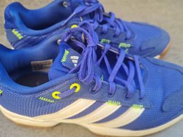 Chaussures indoor Adidas Taille 36 