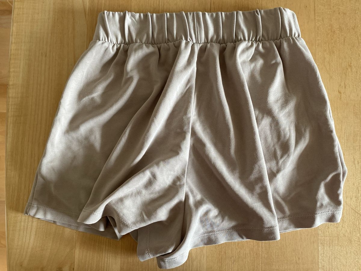 Pantaloni: Kurze Stoffhose Gr. 152 – Usato da Illnau venduto da Dodo115 2