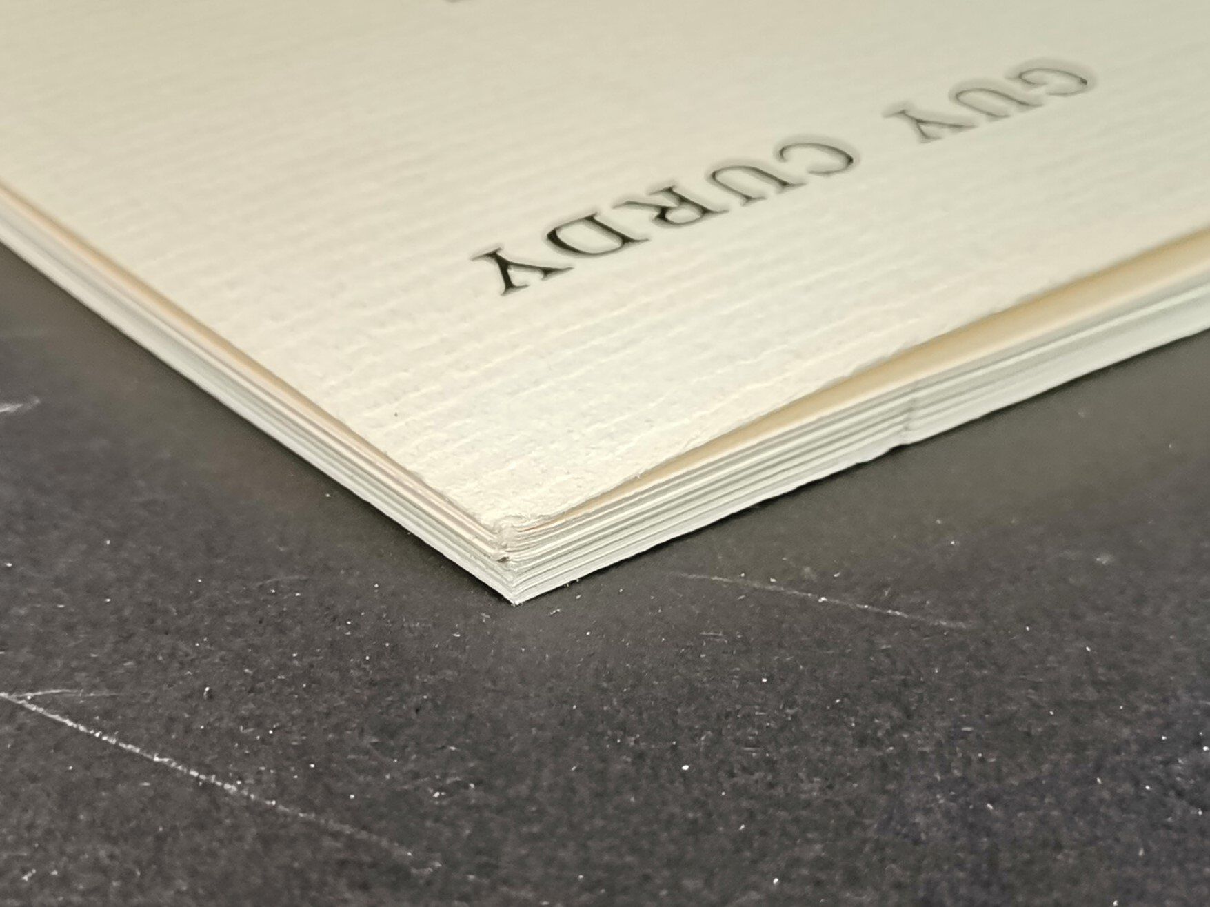 Bücher: BUCH À TORT ET À TRAVERS – Gebraucht aus Schaffhausen von Restwert_SH 4