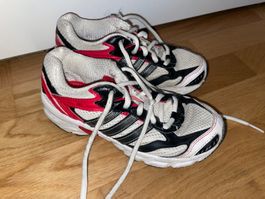 Adidas Kinderschuhe Gr. 31