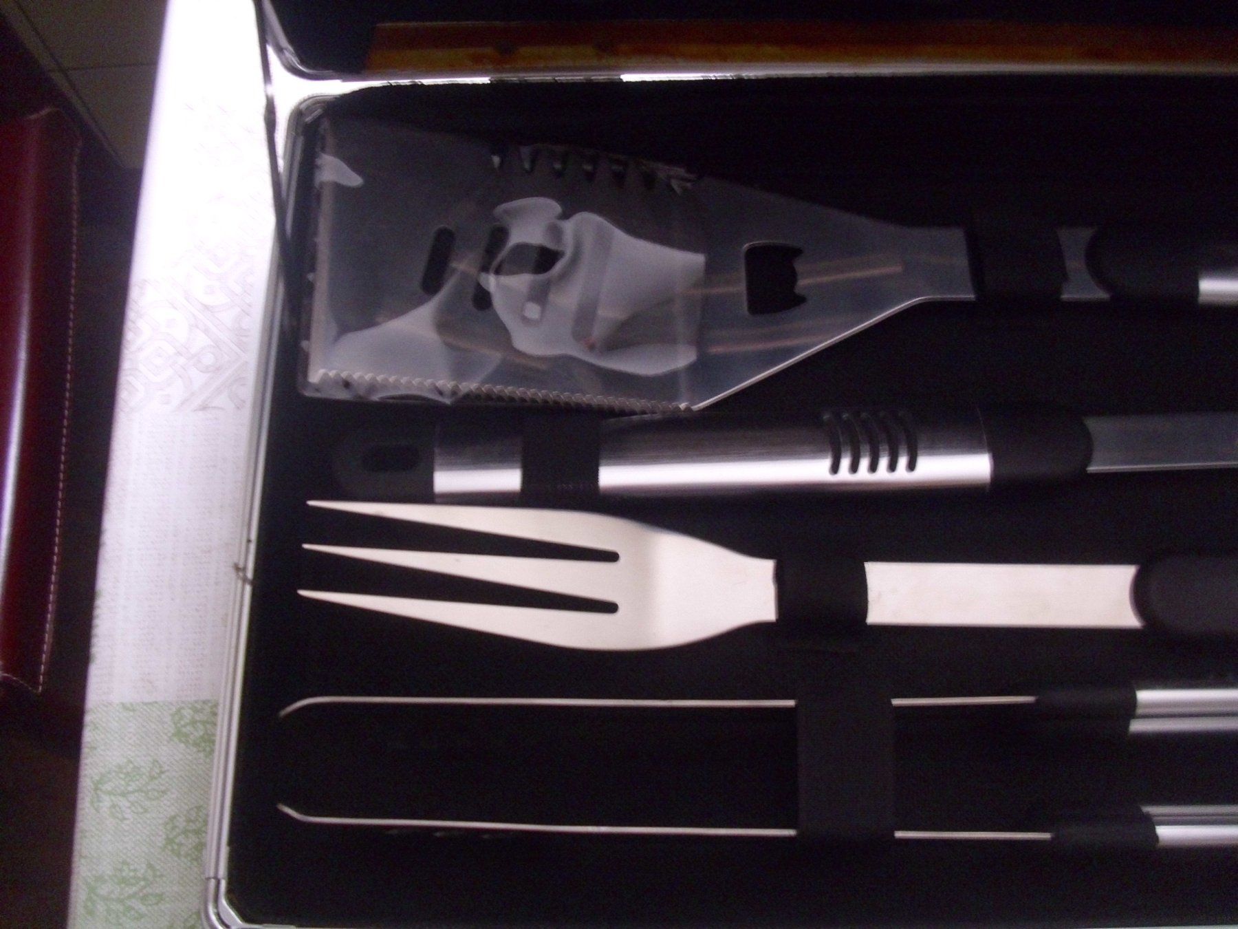 Berndorf Set di posate: Grillbesteck im Koffer – Nuovo e nell'imballaggio originale da Schwanden GL venduto da roerich20 1