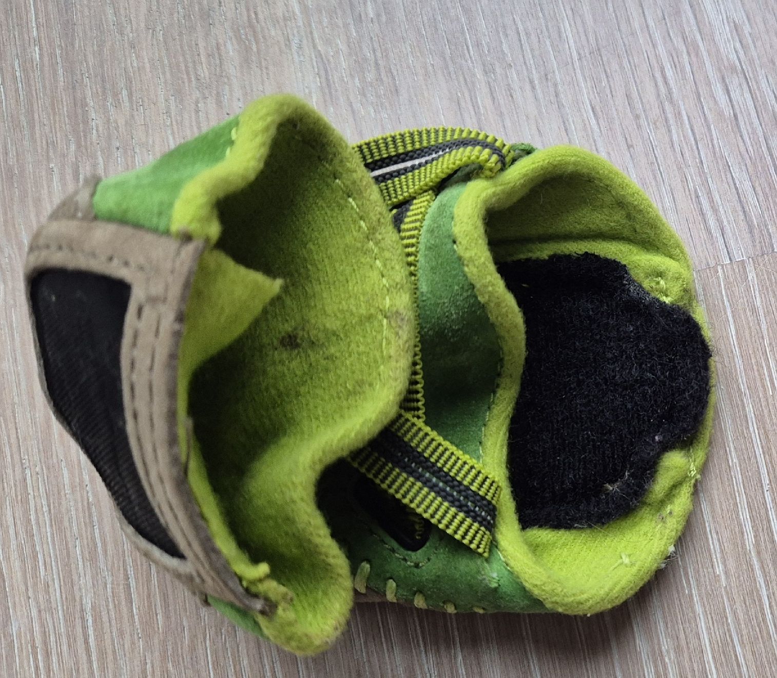 Scarpe per ragazzi: Teva Babyschuhe Logan small/medium Grösse einstellbar – Usato da Zürich venduto da Greenthesheep 3