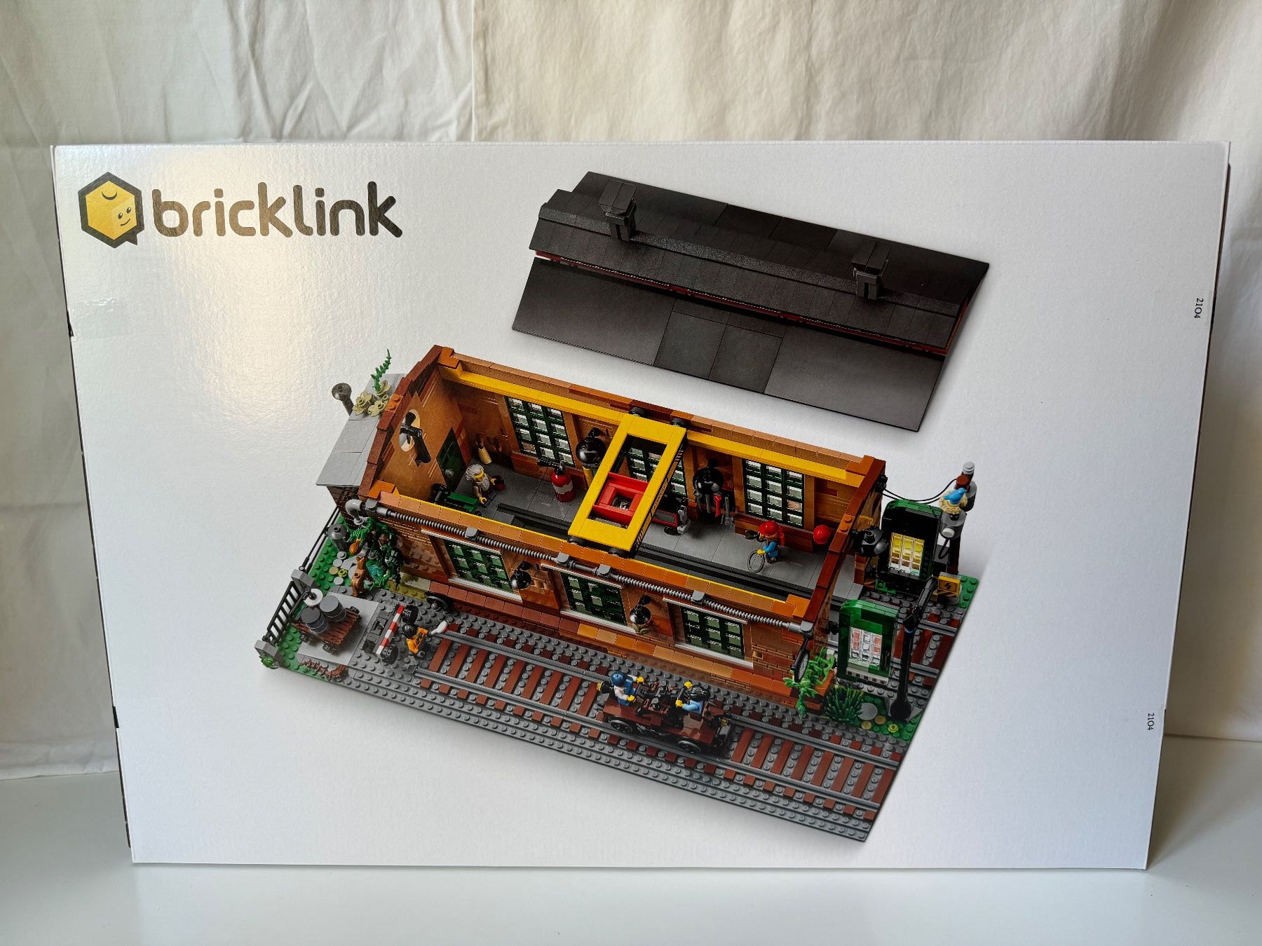 Lego Spielzeuge: Lego Bricklink - Old Train Engine Shed - 910033 - NEU/OVP – Neu und originalverpackt aus Zürich von pas_m5pc 1