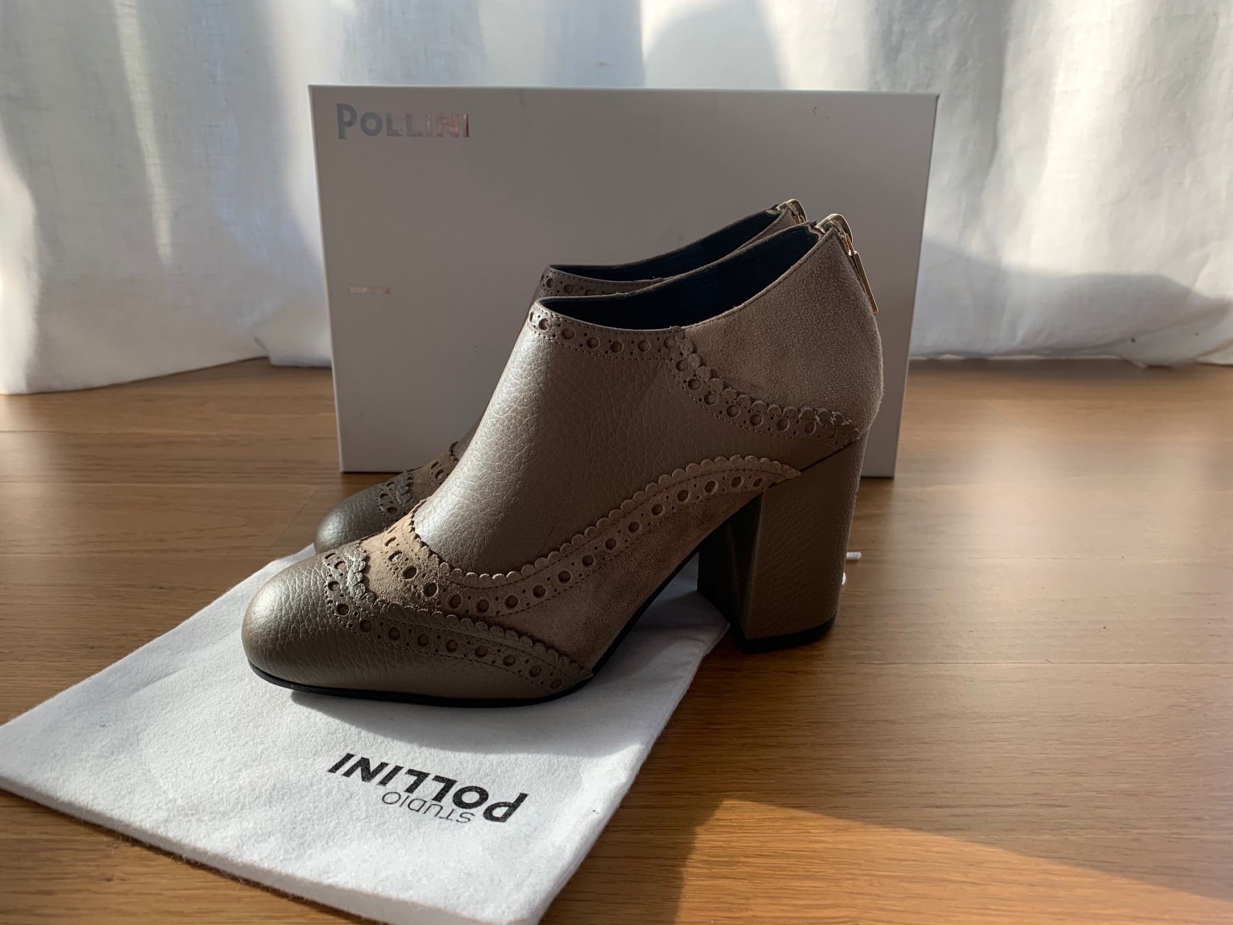 Scarpe da donna: Pollini Stiefeletten – Nuovo e nell'imballaggio originale da Erlenbach ZH venduto da Syssi_C