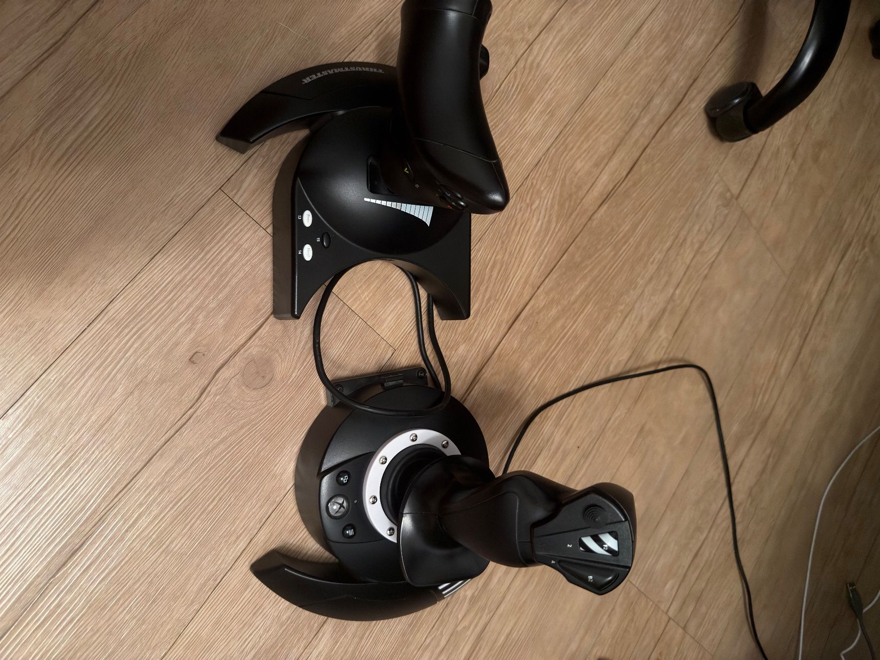 Thrustmaster Controller: Thrustmaster T.Flight Hotas One ( Xbox One, Series / PC) – Gebraucht aus Uzwil von Kristof_77 1