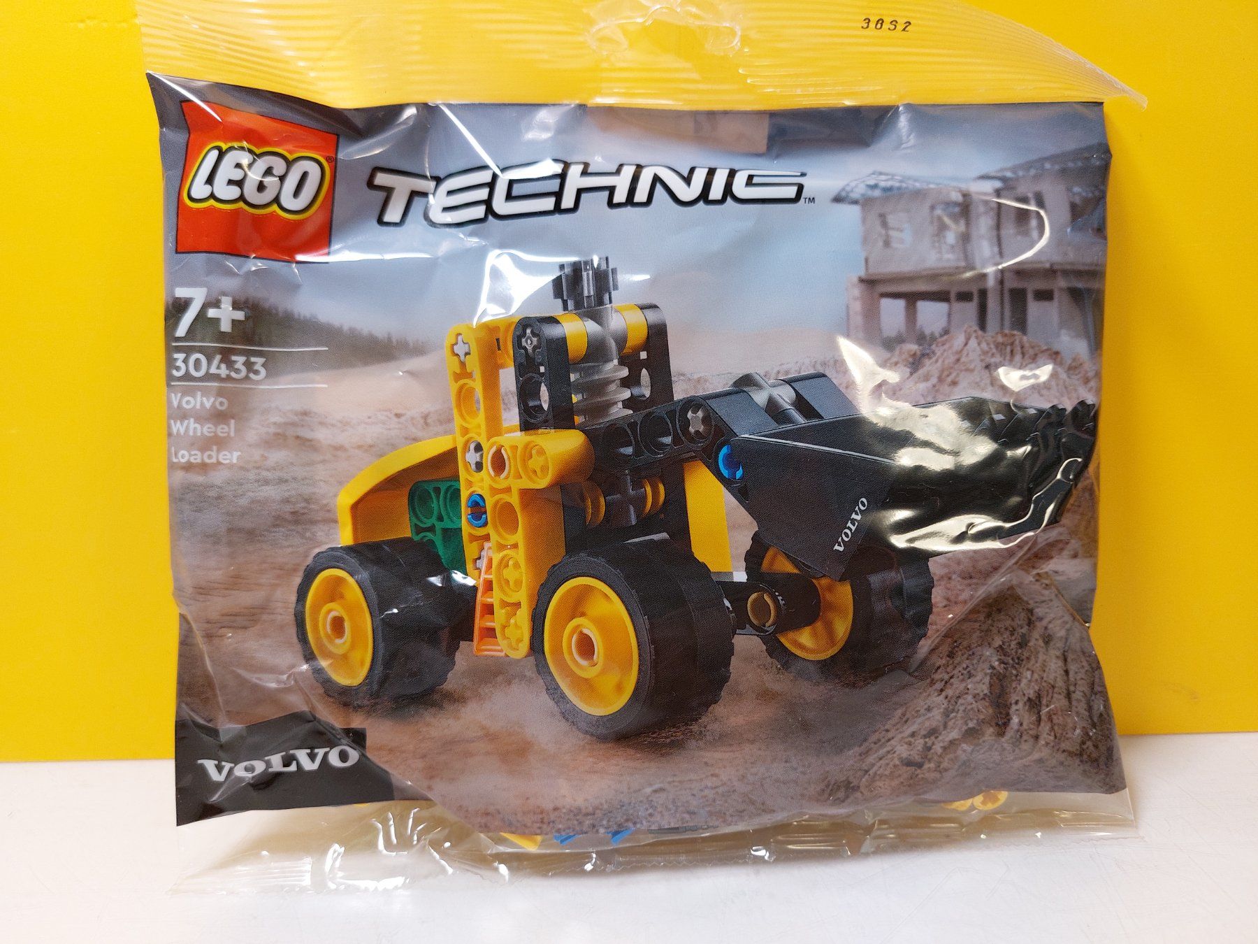 Lego Kit di costruzioni: LEGO Technic 30433 Volvo Radlader - NEU – Nuovo e nell'imballaggio originale da St.Gallen venduto da TinasBauundSpiel