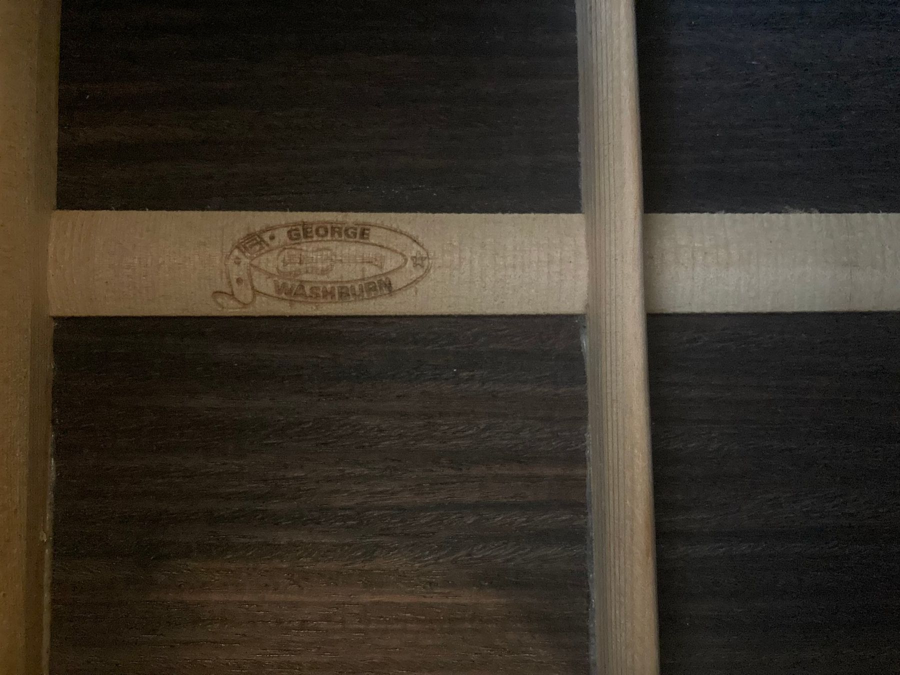 Washburn Musikinstrumente: George Washburn Akustik Gitarre – Gebraucht aus Bonstetten von Knight2100 2