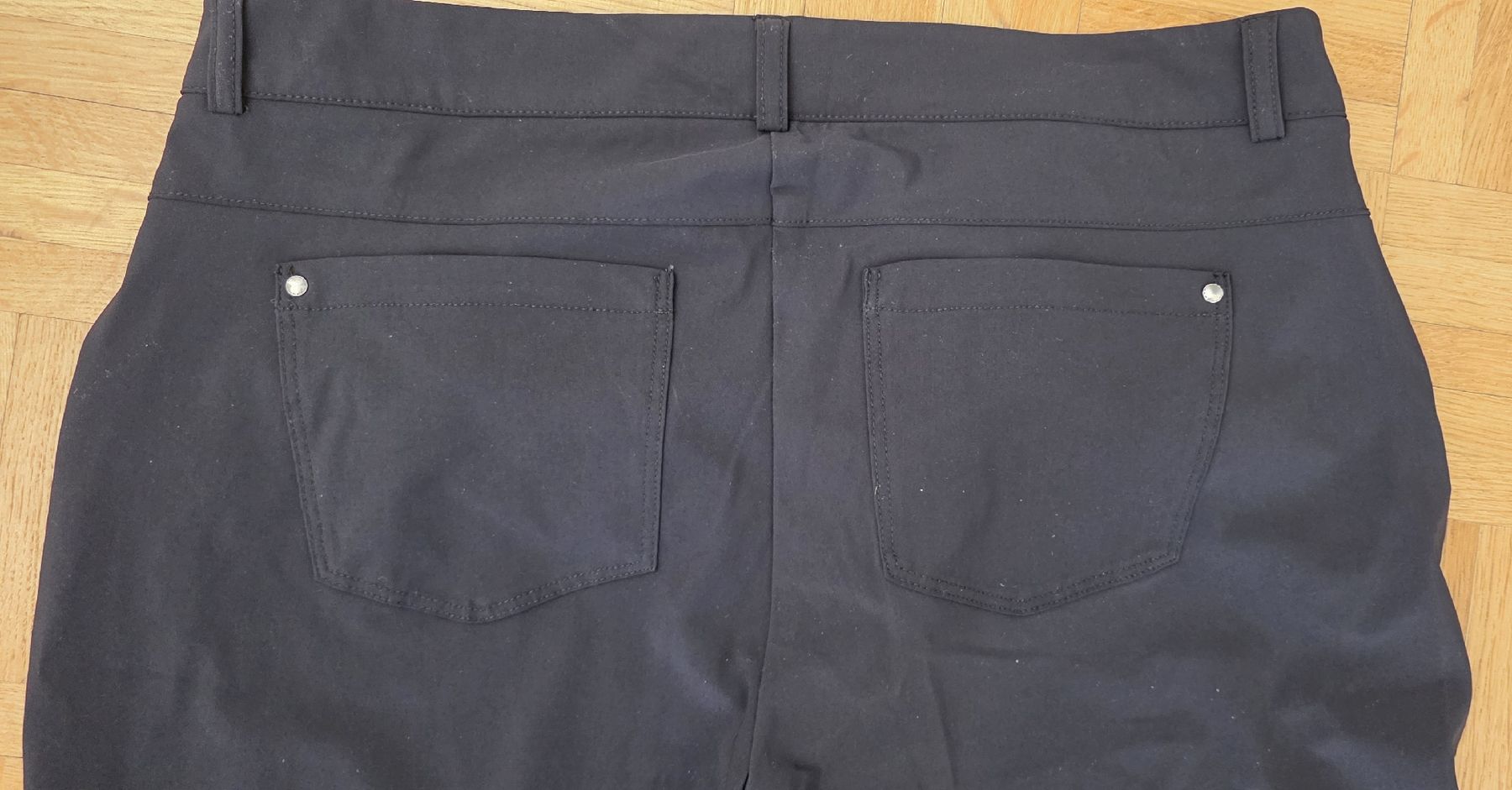 Pantaloni: pantalon noir léger taille 38 – Usato da Yverdon-les-Bains venduto da van_dq65 6