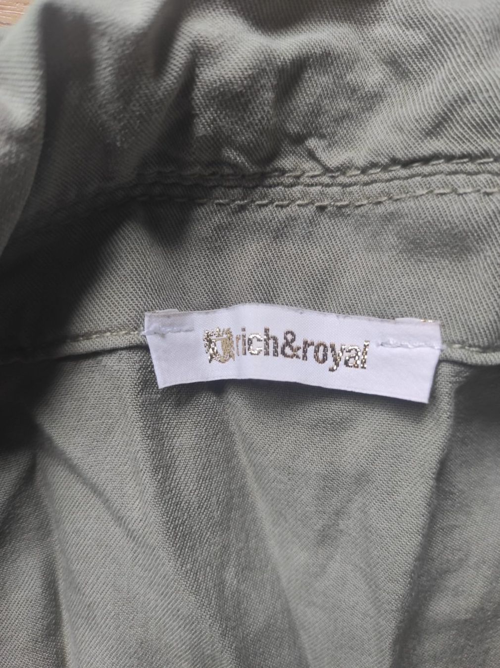 Tute: Jumpsuit khakifarben, Gr. S – Usato da Zürich venduto da iddlyriddly 2