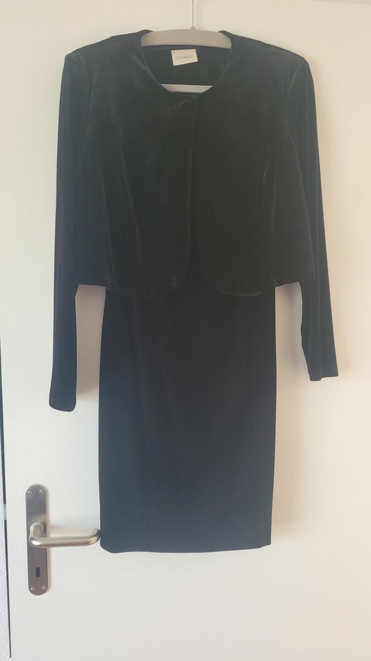 Vestiti: Zu Verkaufen Samtkleid mit Jacke Gr38 – Usato da Herznach venduto da raycecile 2