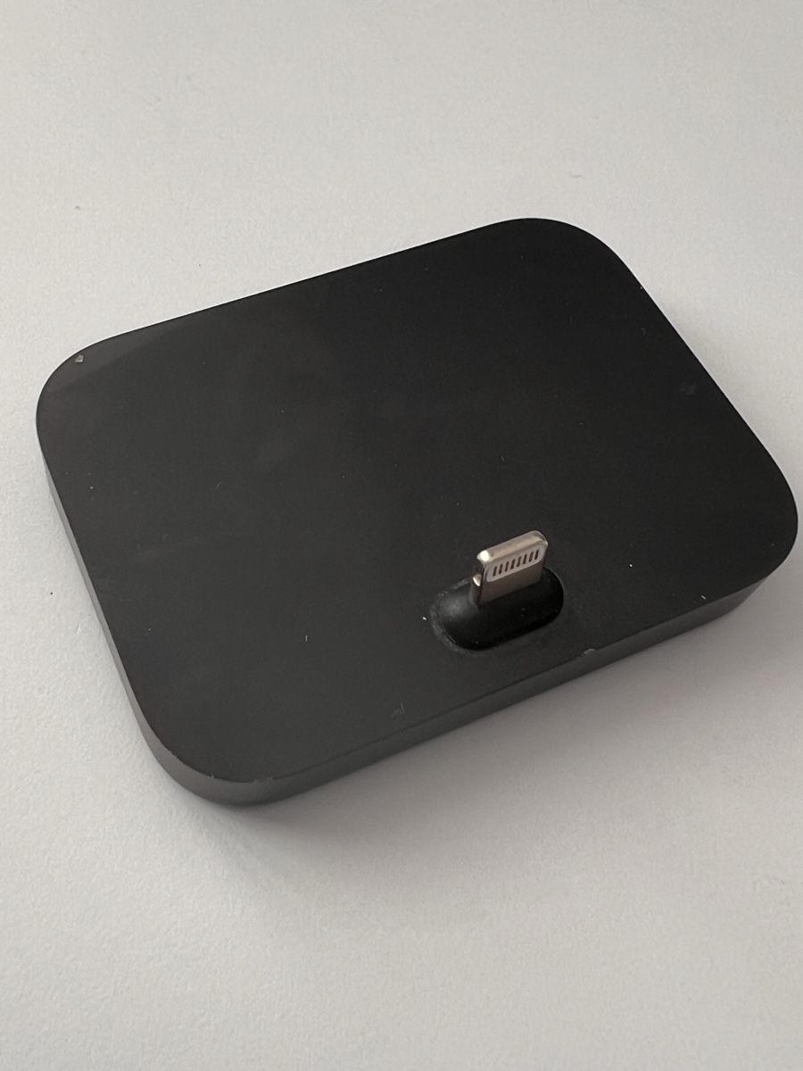 Apple Caricabatterie: Apple iPhone Ladestation Schwarz guter Zustand – Nuovo e nell'imballaggio originale da Winterthur venduto da ChicMarkt 5