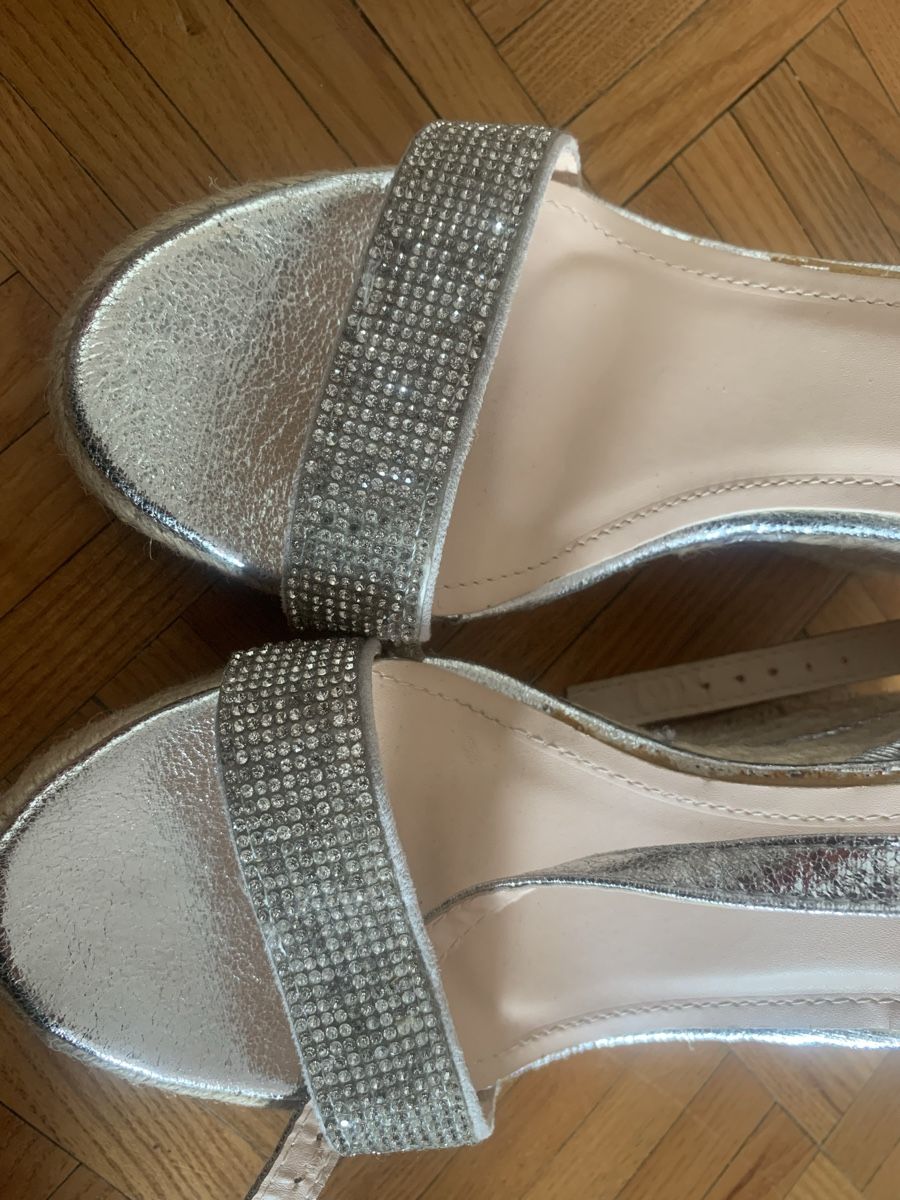 Scarpe da donna: 2 Sandale gr 39 – Usato da Gutenswil venduto da Bregenzer8610 3