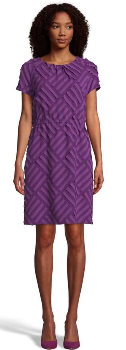 Riani Robes: Neu Kleid Riani, g. 36, 400 CHF – Neuf avec emballage d'origine à Zürich par ZuriShrek 2
