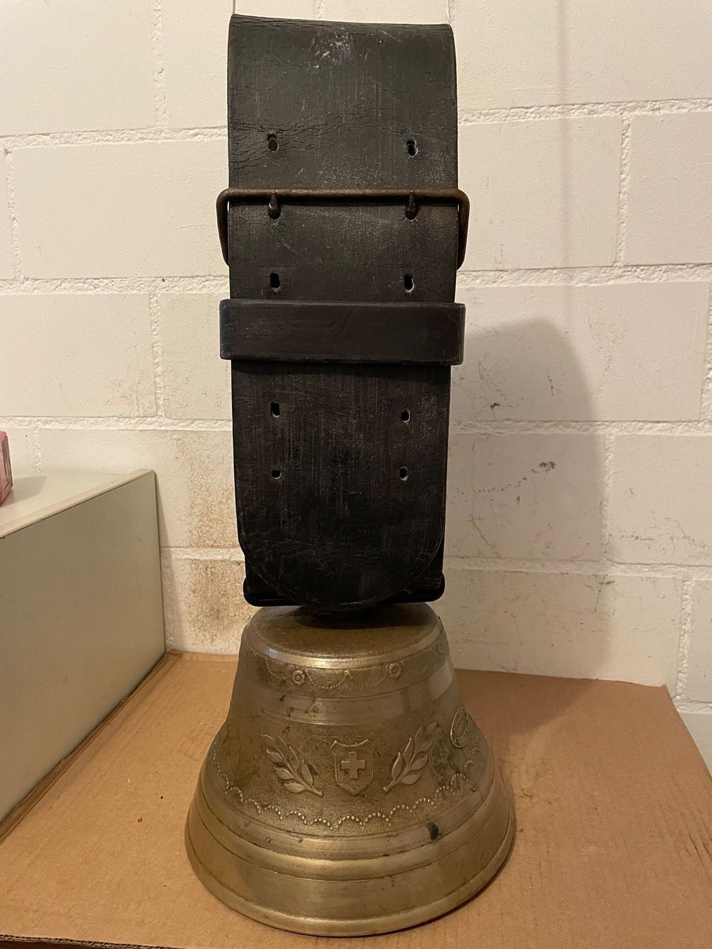 Campanacci mucche: Alte Peter Berger - Glocke ab 1.00 Fr. – Usato da Birrhard venduto da magisto52