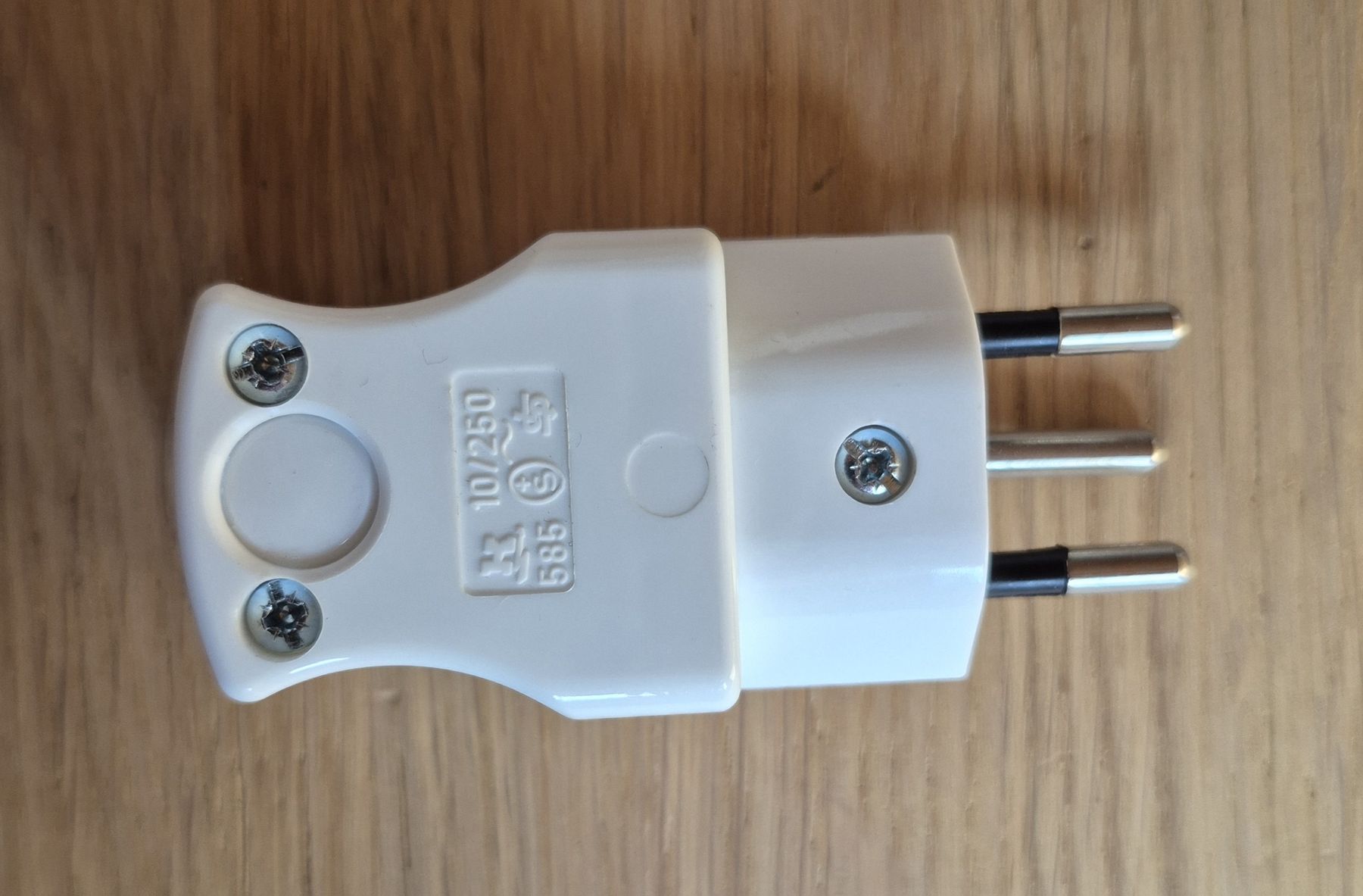 Spine: Netzstecker – Usato da Volketswil venduto da SwissAir86 1