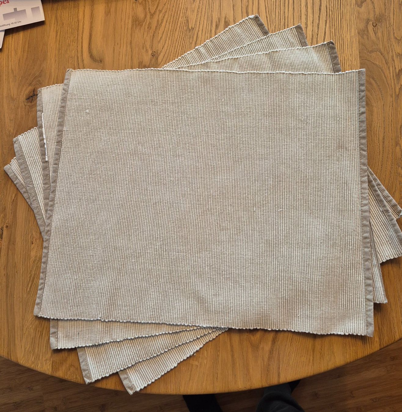 Ikea Set di tavolo e panche: 4 Tischsets aus Baumwolle, 37 x 44 cm – Usato da Zeiningen venduto da Carettacaretta69 1
