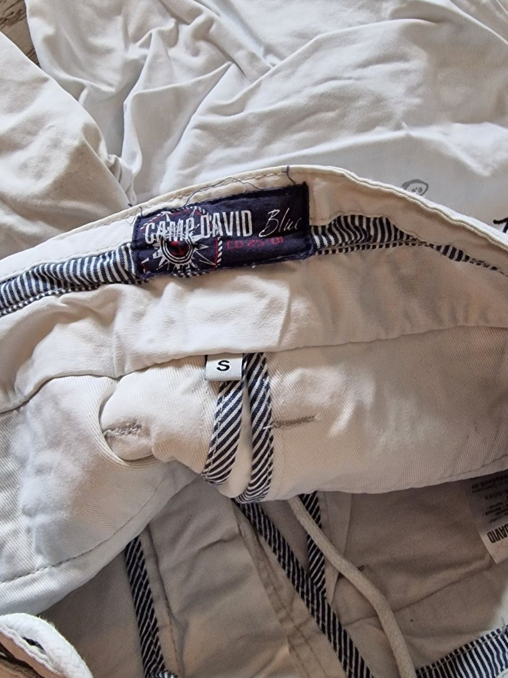 Camp David Pantaloni: Camp David - Hose kurz – Usato da Horw venduto da Aquim 2
