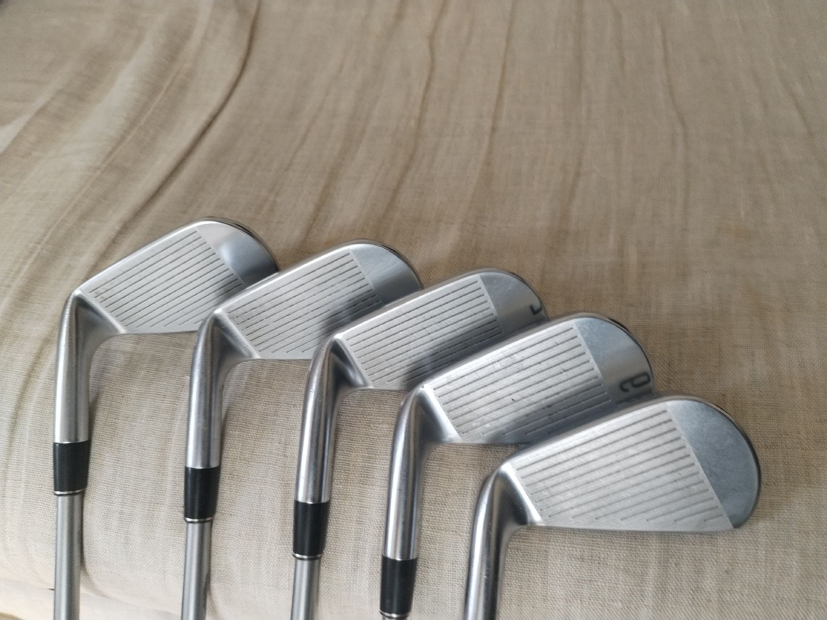 Srixon Mazze & Set: Srixon z ix5 irons – Usato da Reconvilier venduto da Din66 1