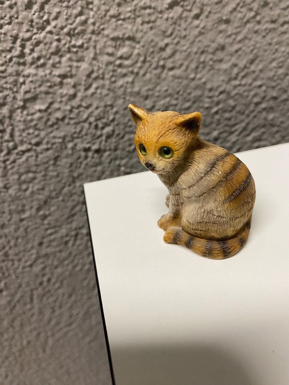 Statuette: Süsse braun getigerte Katze – Usato da Balsthal venduto da Uroby 2