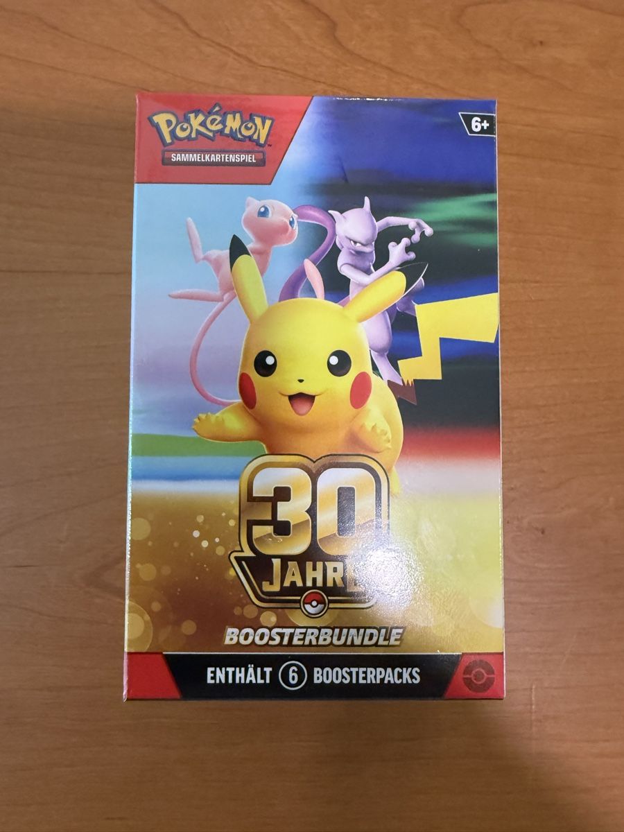 Pokémon Carte collezionabili: Pokemon 30 Jahre Booster Bundle DE – Nuovo e nell'imballaggio originale da Buchs SG venduto da Rheintalseller
