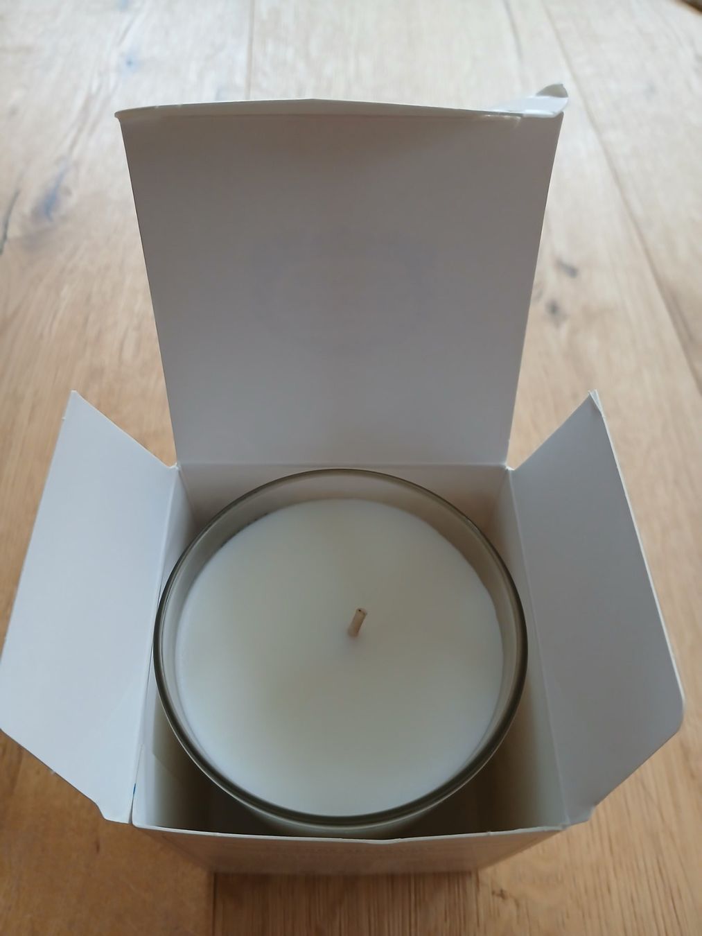 Candele: Bougie aromatique aux notes lavande – Nuovo e nell'imballaggio originale da Baar venduto da fla_v78d 3