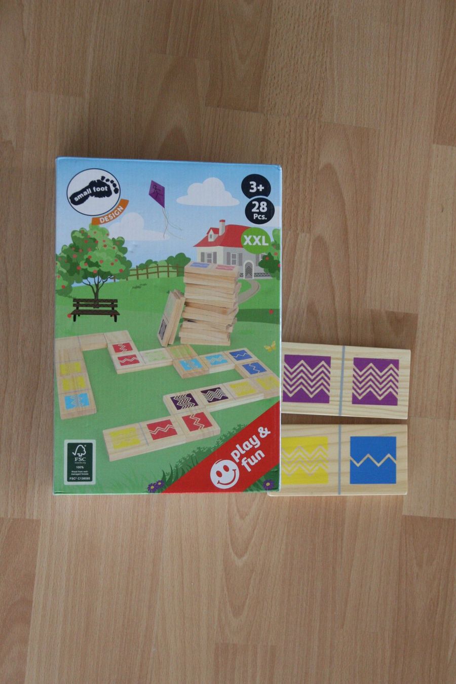 Spiele: Small Foot Domino, Holz, 28 Teile – Gebraucht aus Winterthur von Andi07