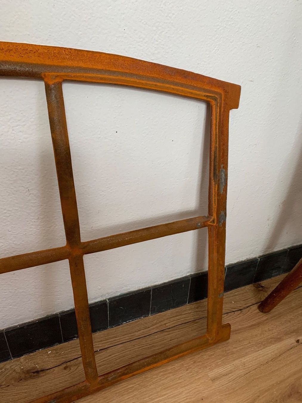 Finestre: Fenster Deko Gusseisen – Usato da Flawil venduto da Naphtali 2